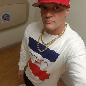 Meet your Posher, Sean